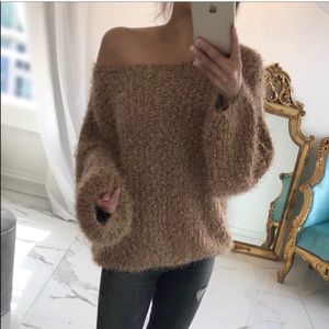 Reposh 🔄🆕 Cozy Soft Bunny Sweater